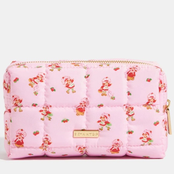 Skinnydip London Handbags - Skinnydip London x strawberry shortcake size L Quilted cosmetic makeup case
